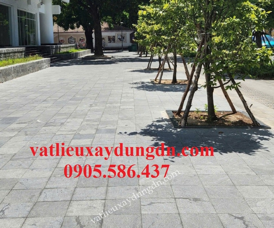 da_den_hue_kho_nham_lat_san_vuon