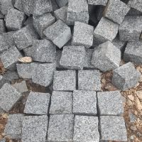 Đá cubic đen phú yên chẻ tay