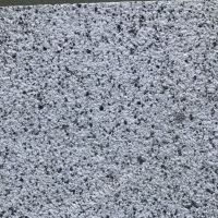 Đá granite trắng kem khò mặt