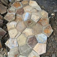 Đá Chẻ Hòa Sơn Màu Vàng Tẩy Lồi